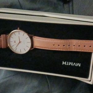 MVMTH women's wrist watch